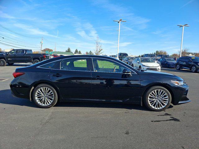 2019 toyota avalon limited