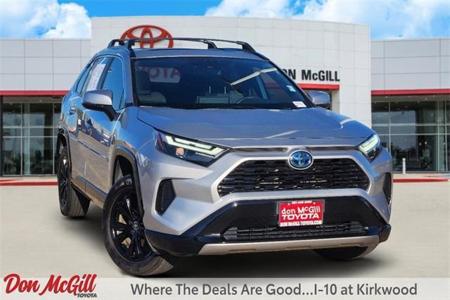 2023 toyota rav4 hybrid se