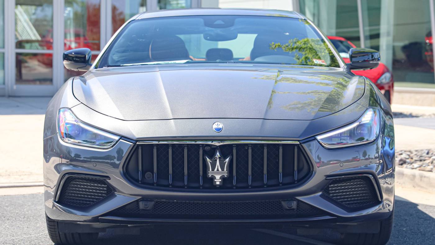 2023 maserati ghibli modena