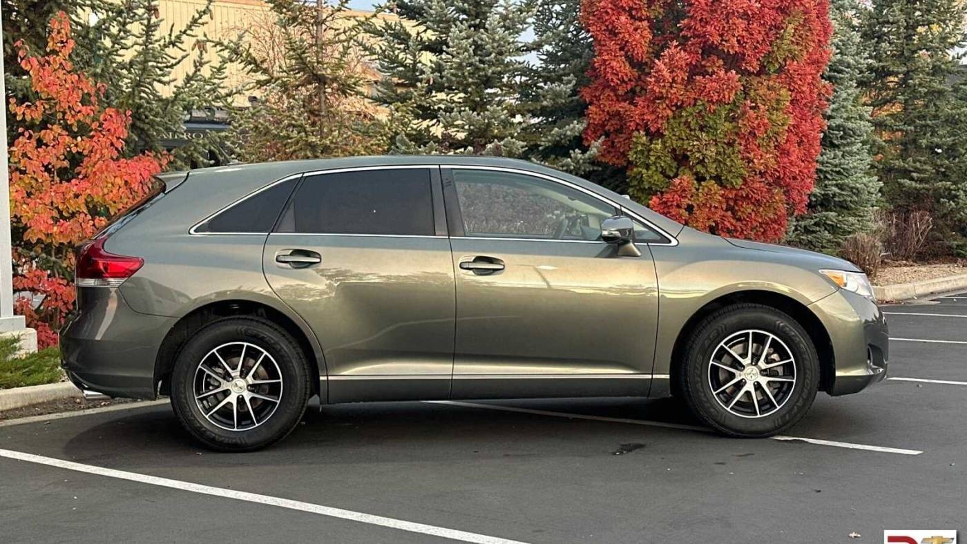 2014 toyota venza le