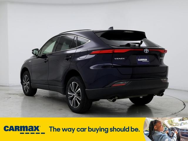 2021 toyota venza le