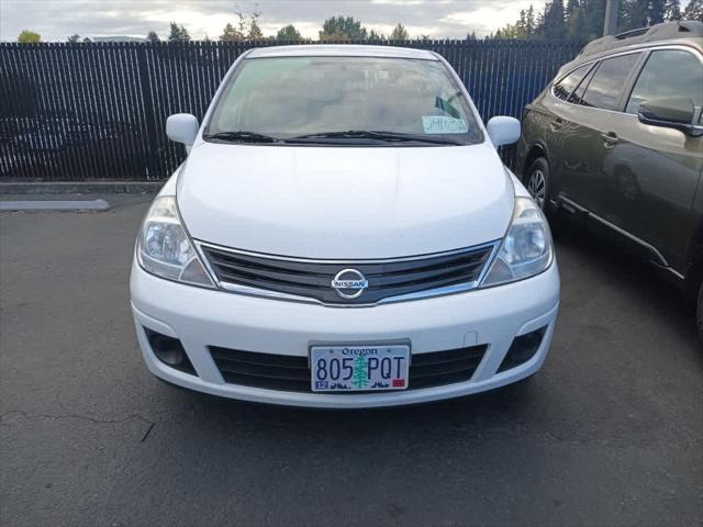 2011 nissan versa 1.8 s