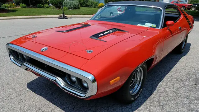 1972 plymouh road runner 440 commando hurst 4-speed arrow straight restoration