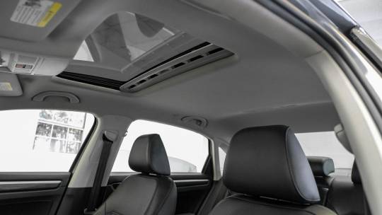2016 Volkswagen Passat (North America and China)