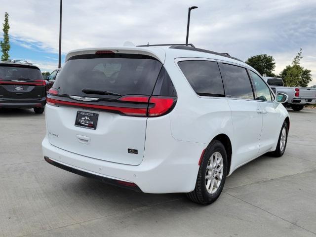 2022 chrysler pacifica touring l
