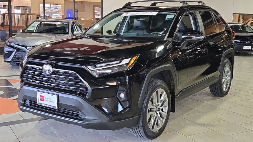 2023 toyota rav4 xle premium