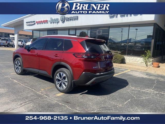 2021 nissan rogue sv