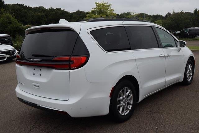 2022 chrysler pacifica touring-l