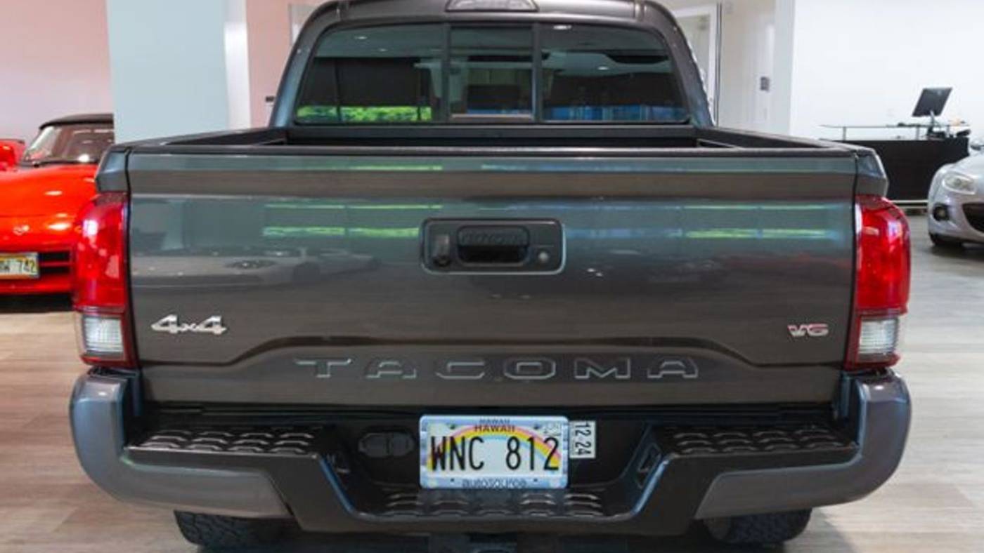 2018 toyota tacoma