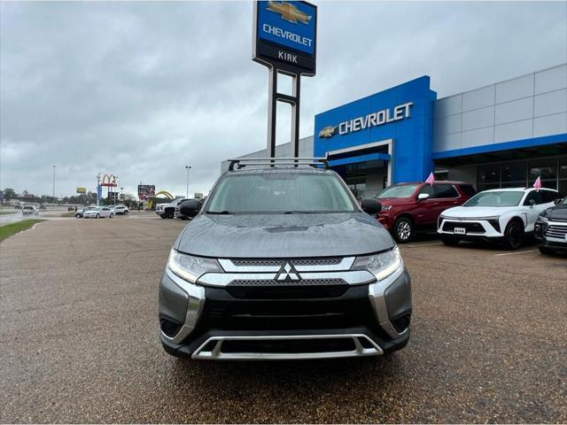 2020 mitsubishi outlander es