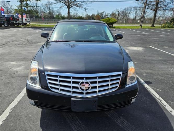2008 cadillac dts in west babylon, new york