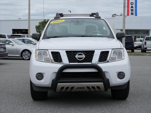 2012 nissan frontier sv