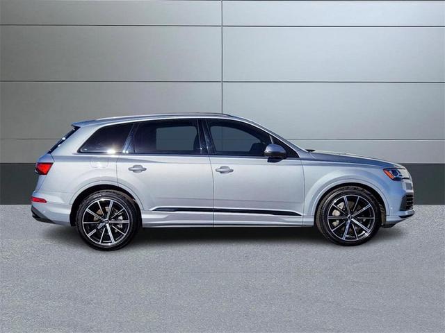 2020 audi q7 55 premium plus