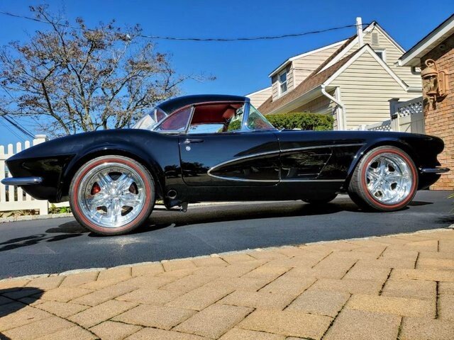 1962 chevrolet corvette