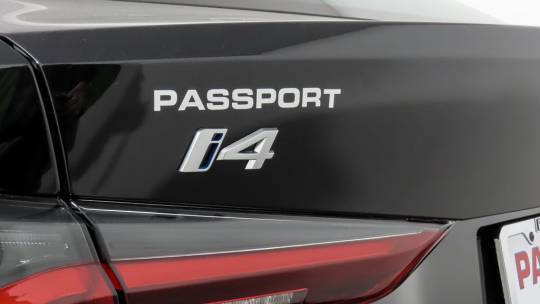 2025 BMW i4