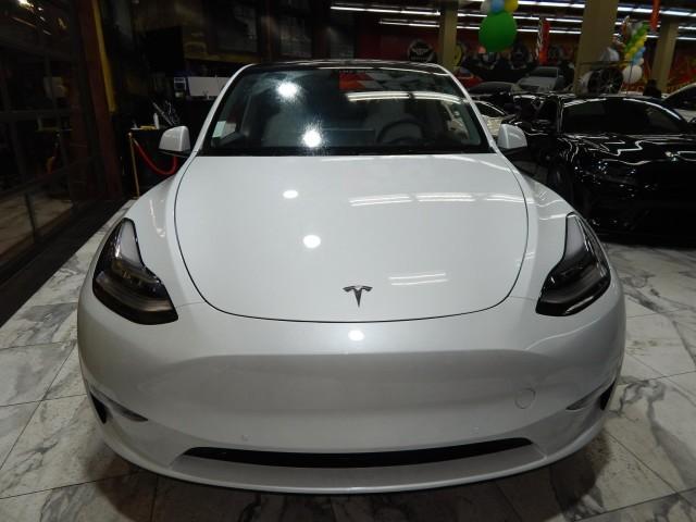 2023 tesla model y long range
