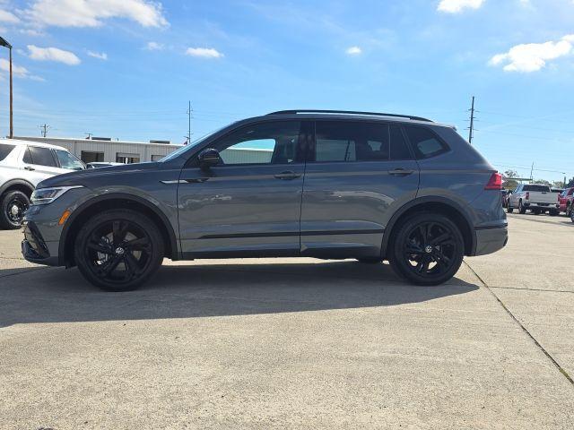 2024 volkswagen tiguan 2.0t se r-line black