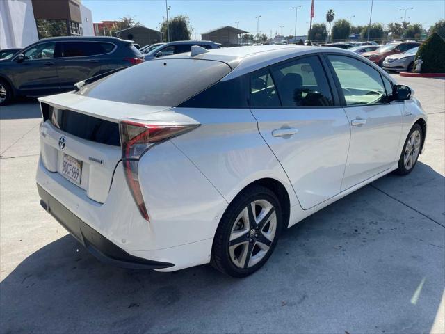 2018 toyota prius three touring