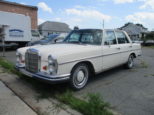 1967 mercedes 250se