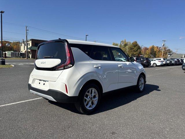2024 kia soul lx