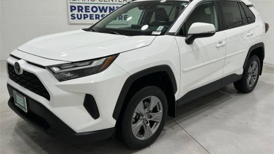 2022 toyota rav4 xle