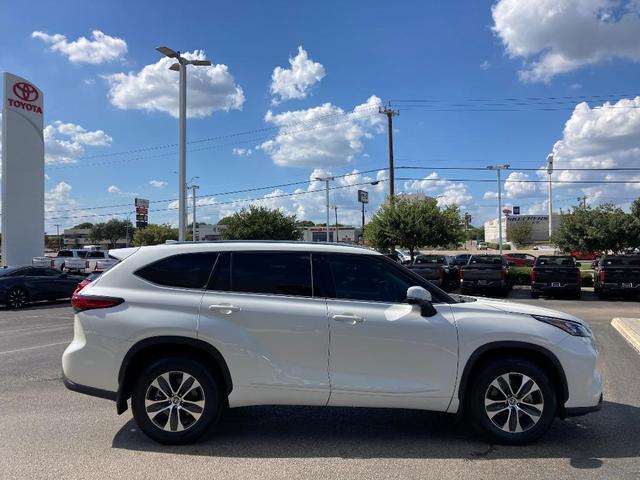 2020 toyota highlander xle