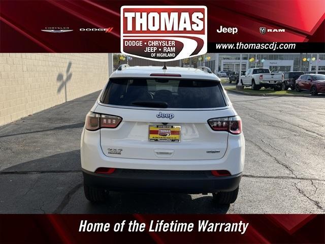 2022 jeep compass latitude