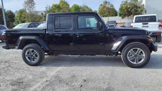 2024 Jeep Gladiator