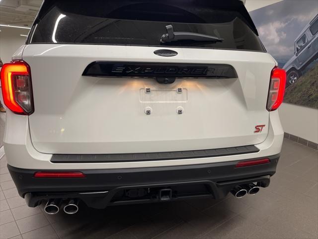 2023 ford explorer st