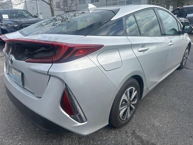 2018 toyota prius prime plus