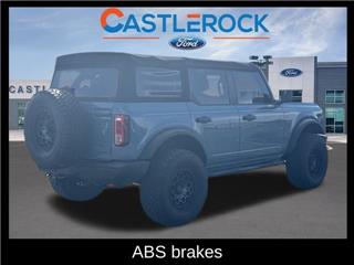 2022 Ford Bronco black diamond