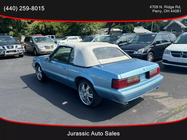 1990 ford mustang lx