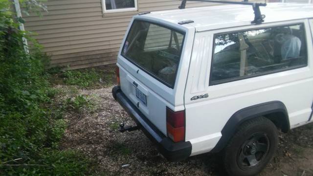 1992 jeep cherokee base sport utility 2-door 2.5l