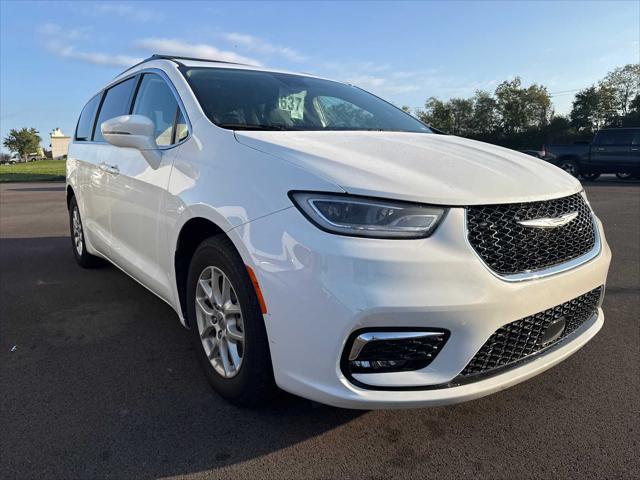 2022 chrysler pacifica touring l