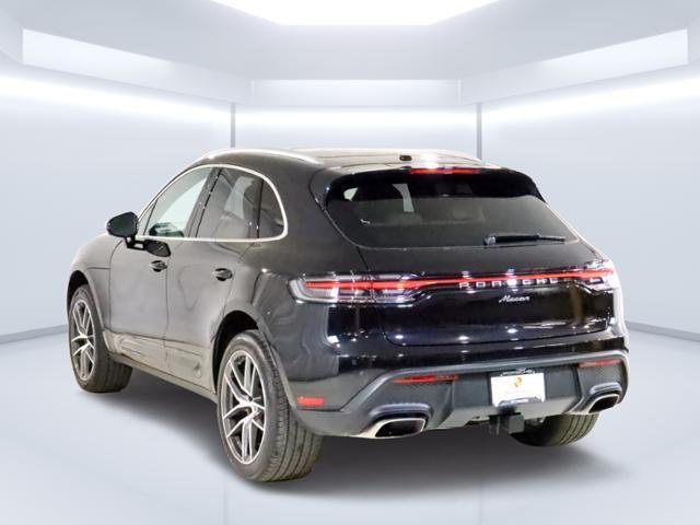 2024 porsche macan base