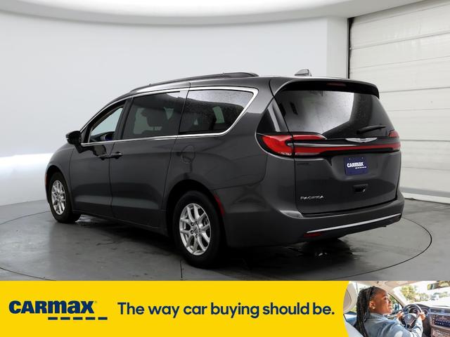 2022 chrysler pacifica touring l