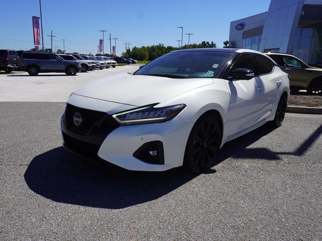 2023 nissan maxima sr