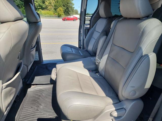 2020 toyota sienna limited