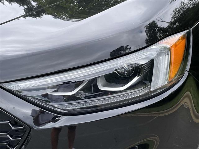 2022 ford edge st