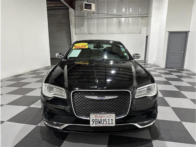 2019 chrysler 300 limited