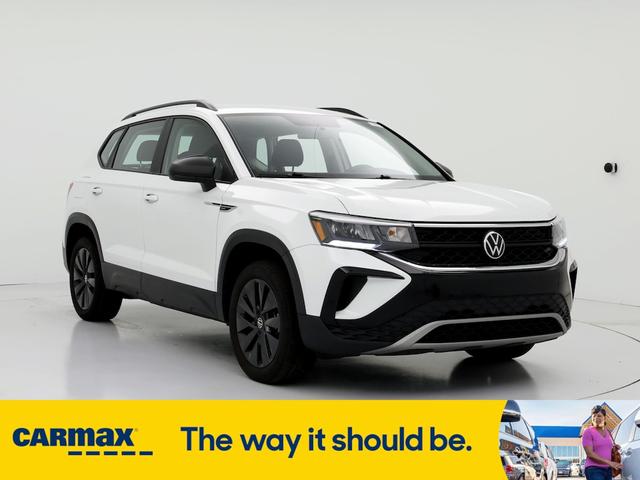 2022 volkswagen taos s
