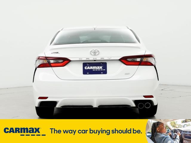 2024 toyota camry se