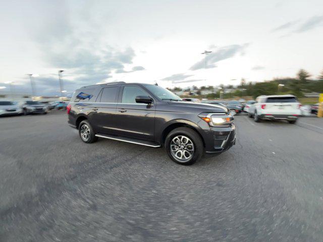 2023 ford expedition xlt max