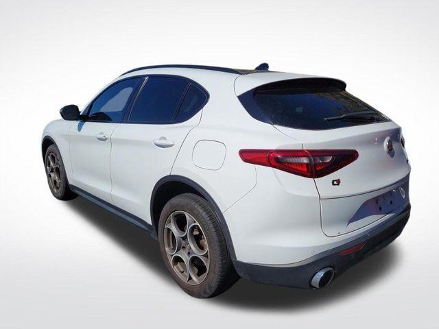 2021 alfa romeo stelvio base