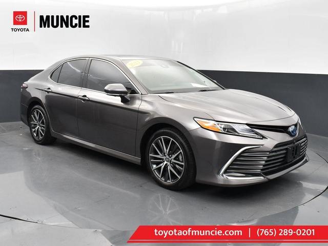 2023 toyota camry hybrid xle