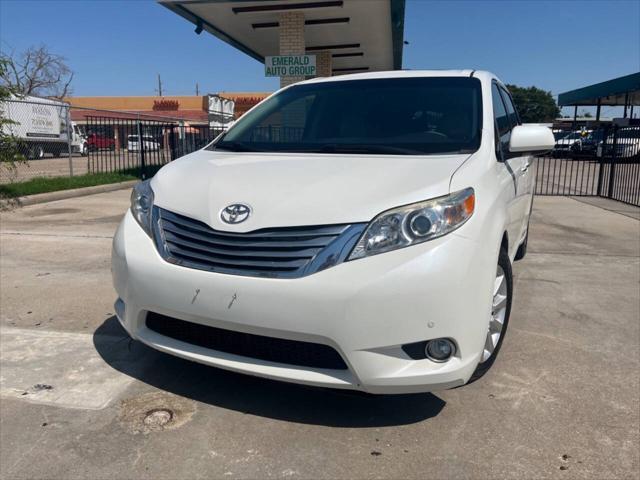 2011 toyota sienna limited