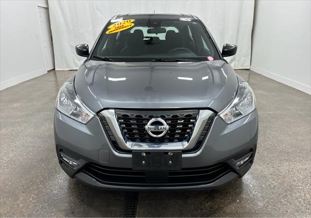 2020 nissan kicks s