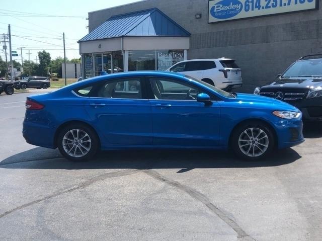 2020 ford fusion hybrid se