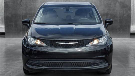 2022 Chrysler Voyager