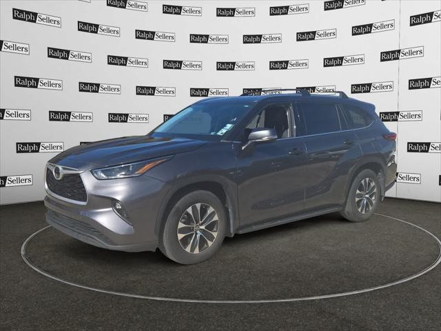 2021 toyota highlander xle